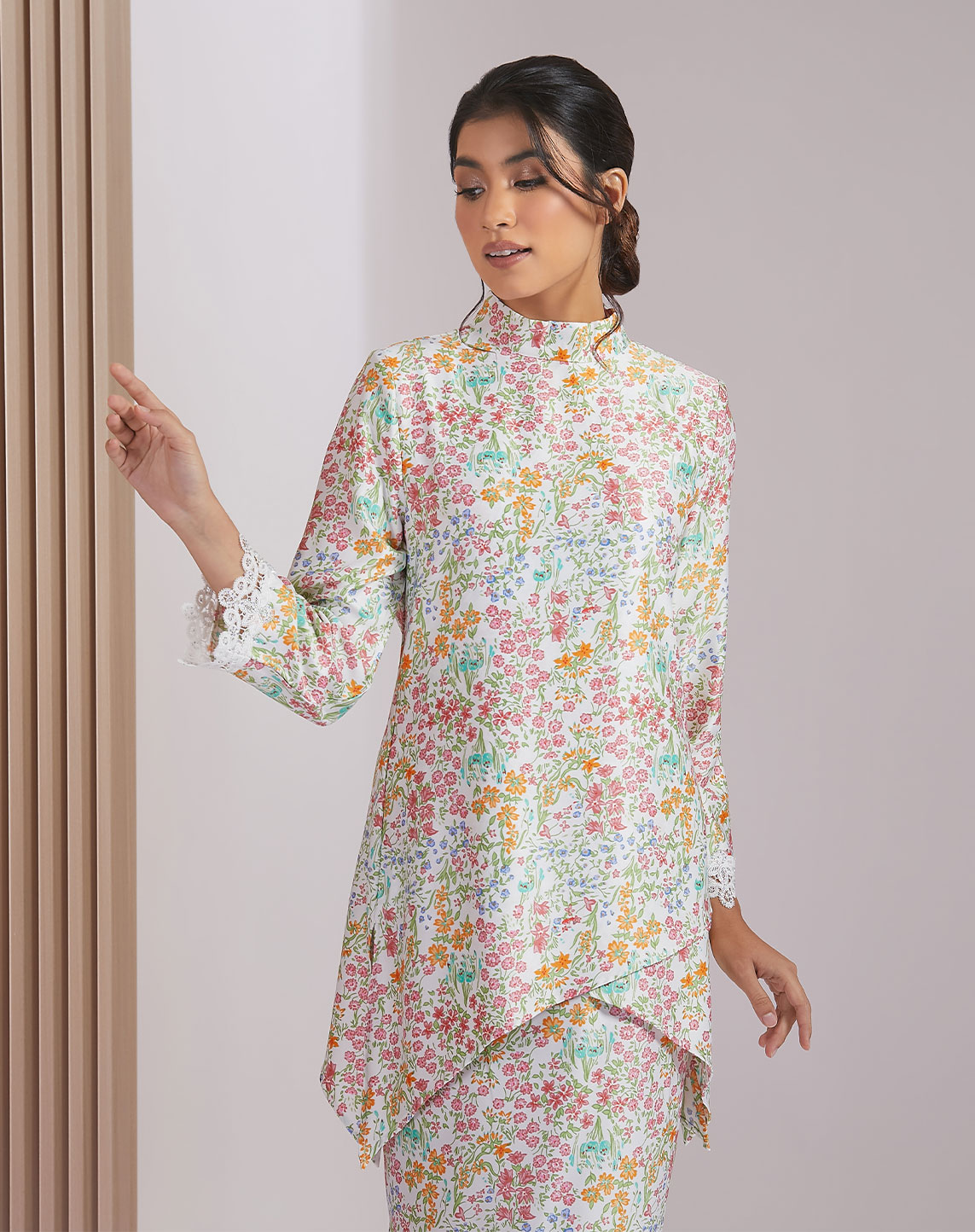 ARIFAH BAJU KURUNG